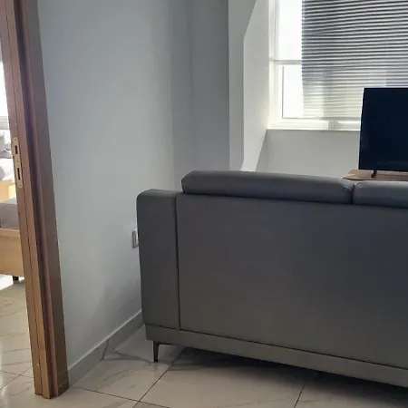 One Bedroom Flat Available Is-Swieqi