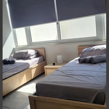 アパート One Bedroom Flat Available *
